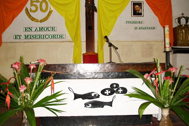 142 in de kerk van Rutshuru 22.10.jpg